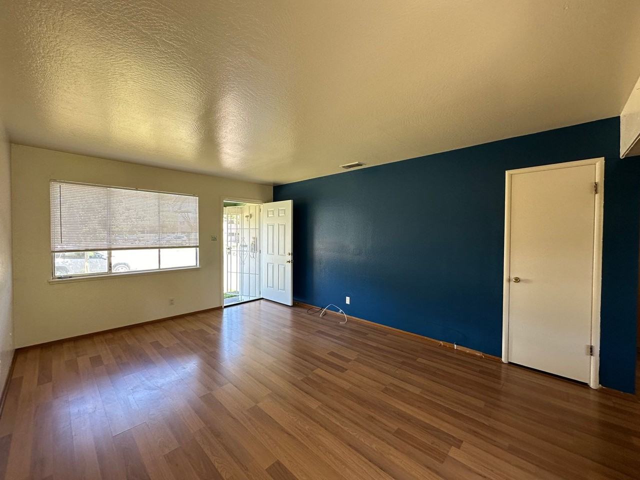 508 Michigan Blvd - Photo 3 of 17