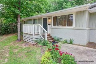 348 E Cleburn St - Photo 1 of 1