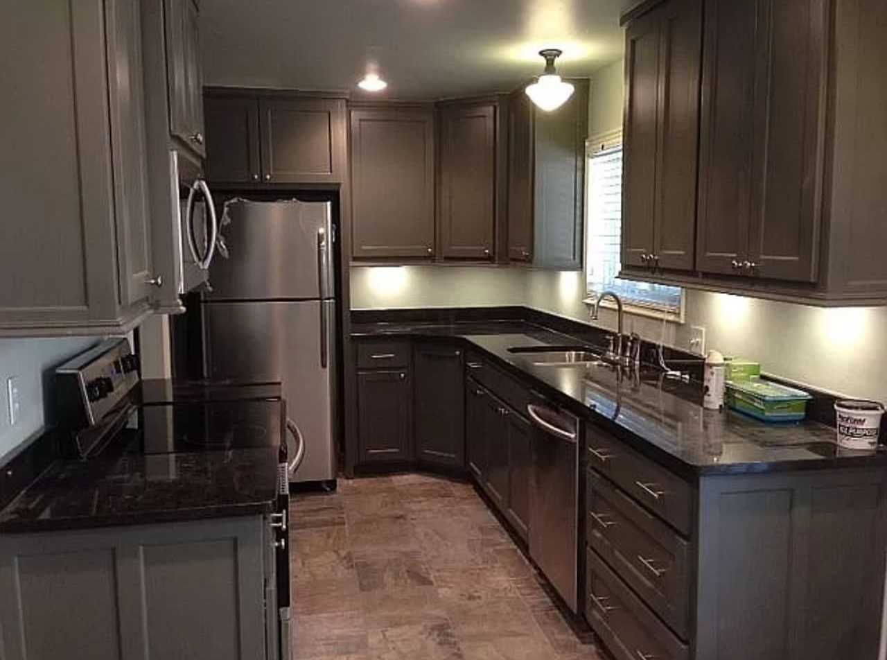 348 E Cleburn St - Photo 3 of 16