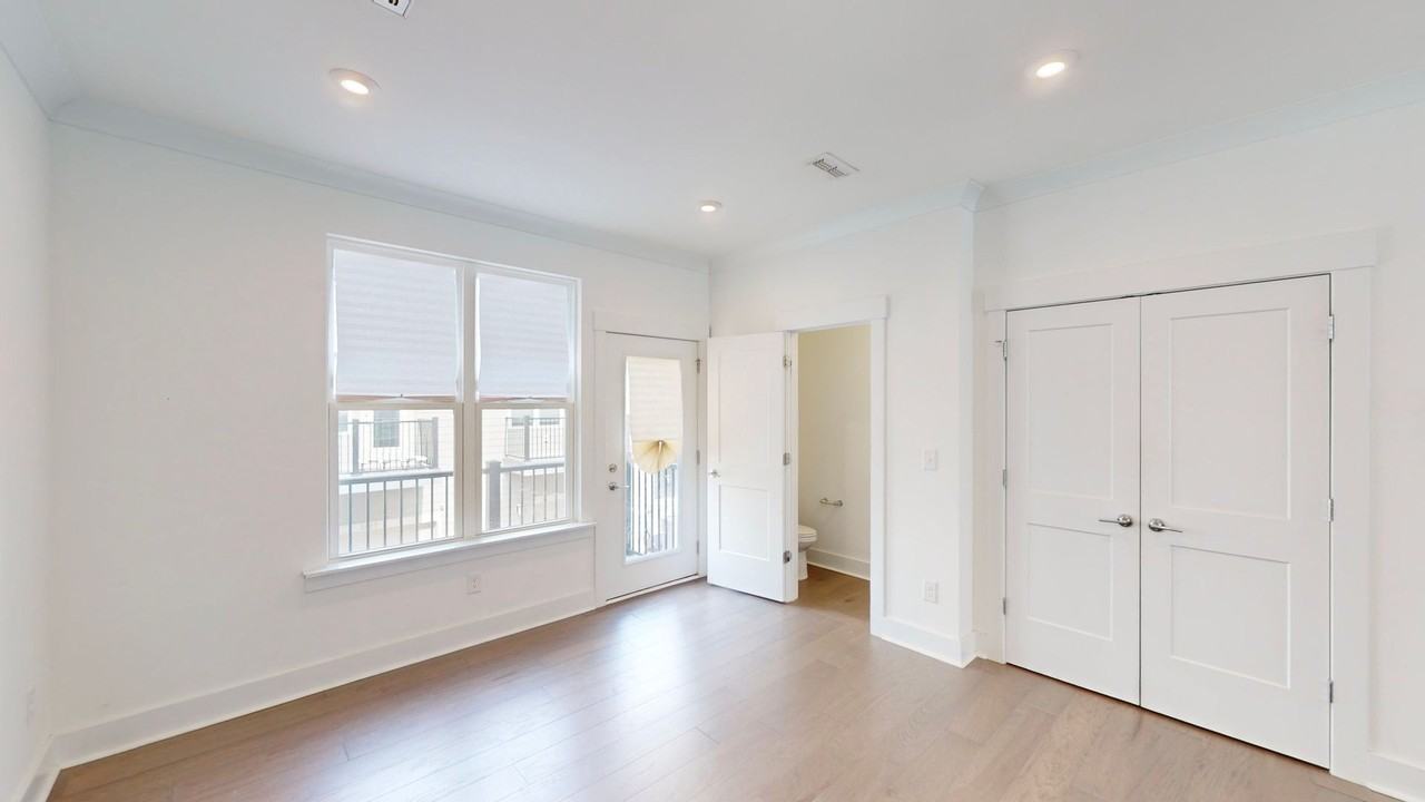 1457 Briar Creek Rd - Photo 3 of 24