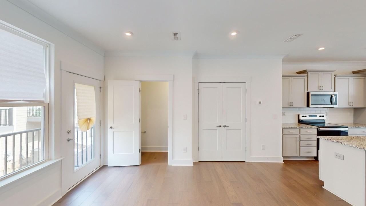 1457 Briar Creek Rd - Photo 4 of 24