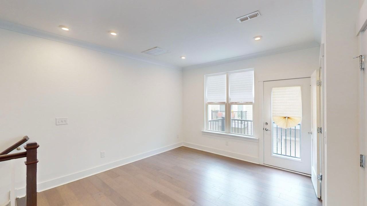 1457 Briar Creek Rd - Photo 5 of 24