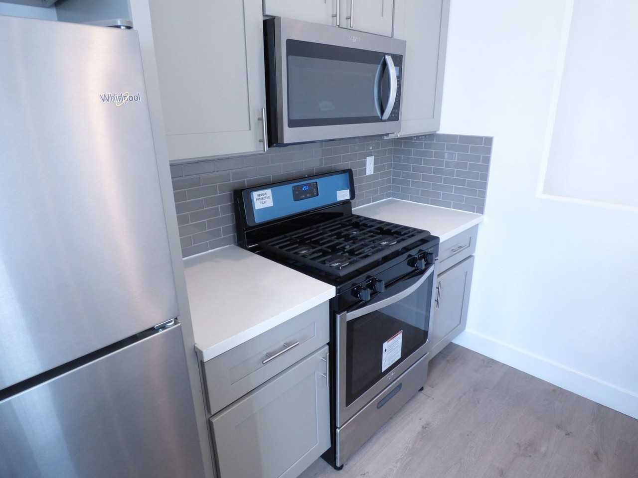 1258 N Hobart Blvd - Photo 6 of 25