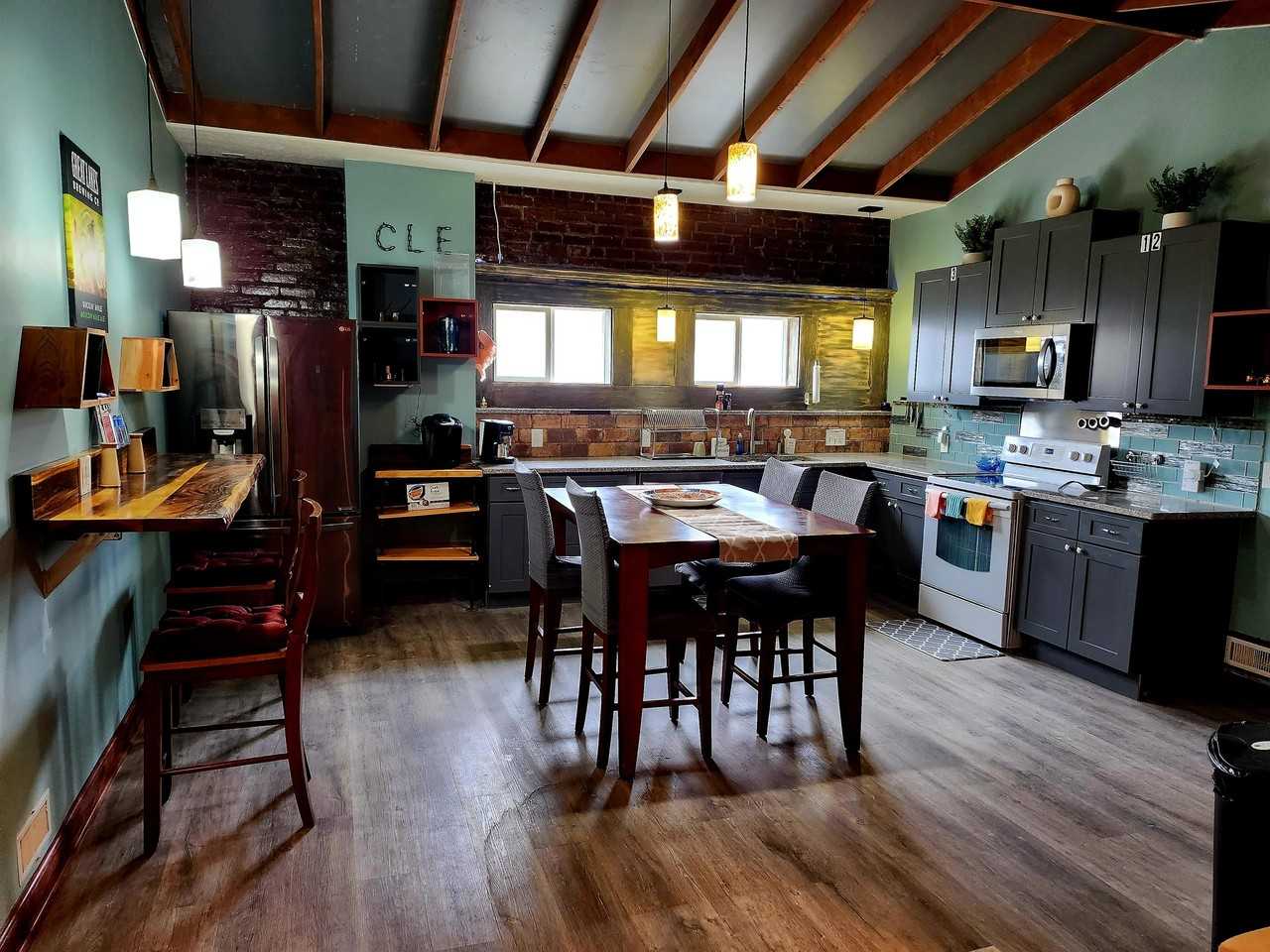 4472 4472 State Road Loft- 2 - Photo 4 of 8