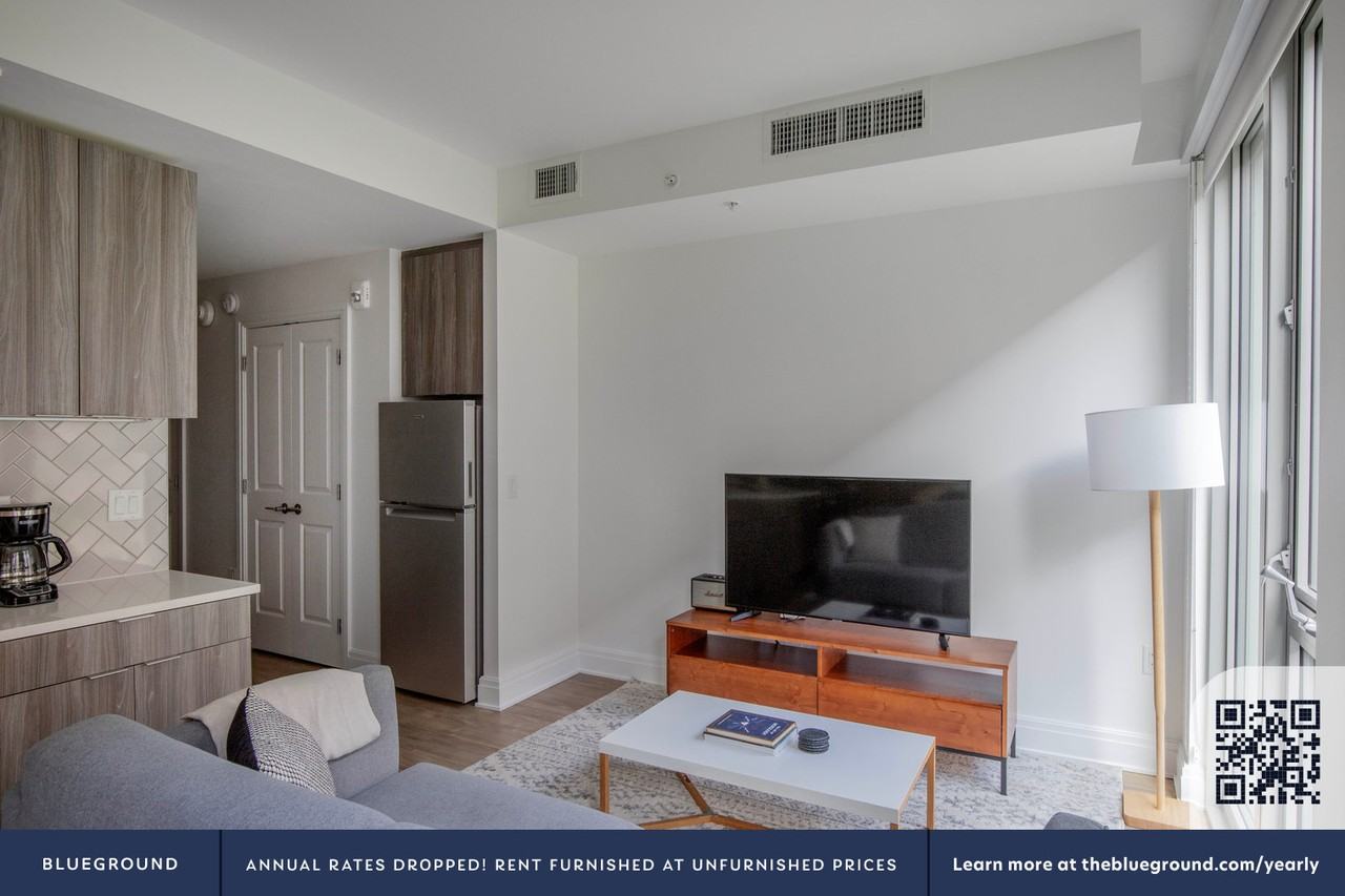 600 4th Street Southwest - Photo 4 of 35