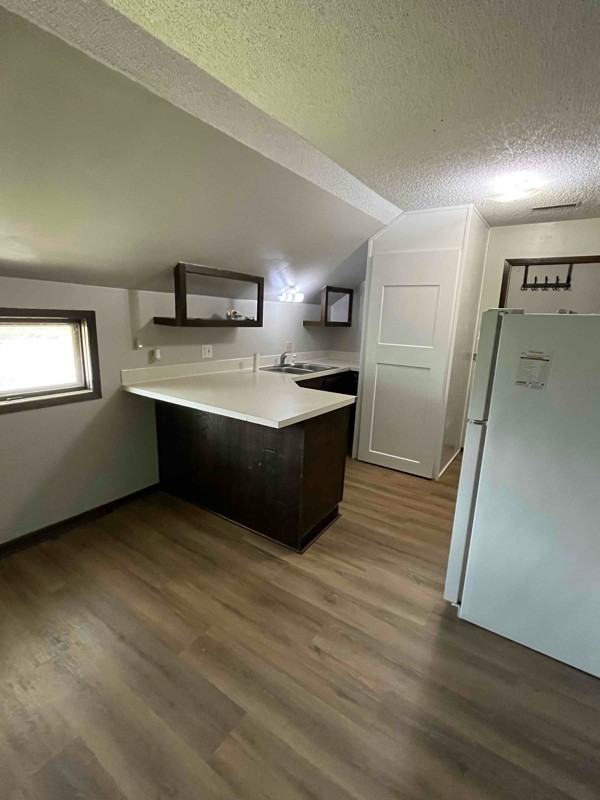 602 1st Ave S - Photo 2 of 7