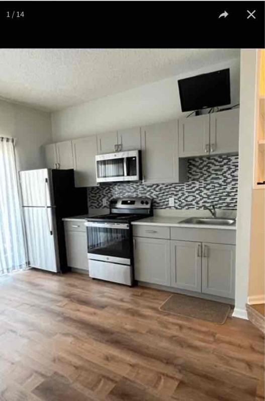 627 N Waccamaw Dr - Photo 4 of 10