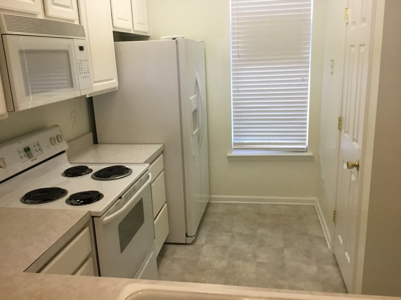 1108 Sienna Sand Way - Photo 3 of 15