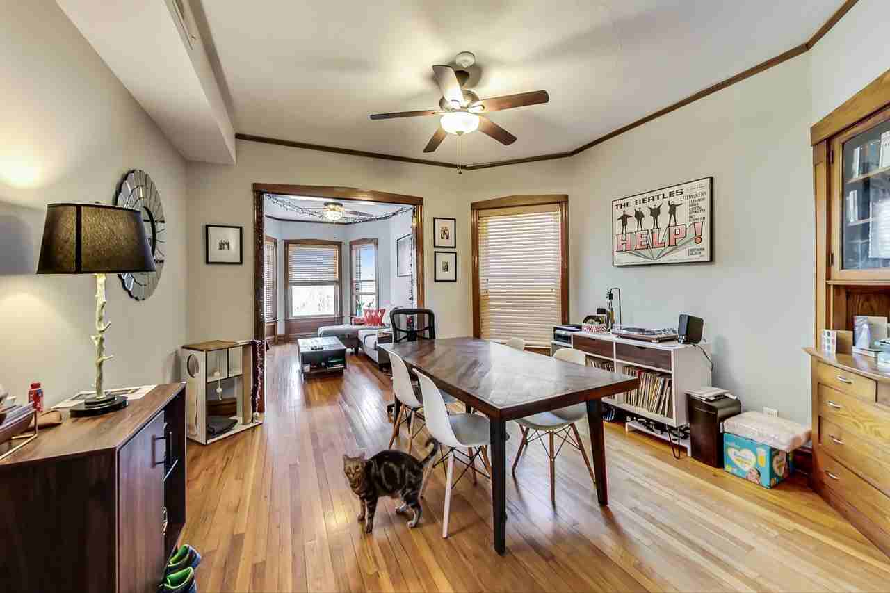 3746 N Hermitage Ave #2 - Photo 5 of 14