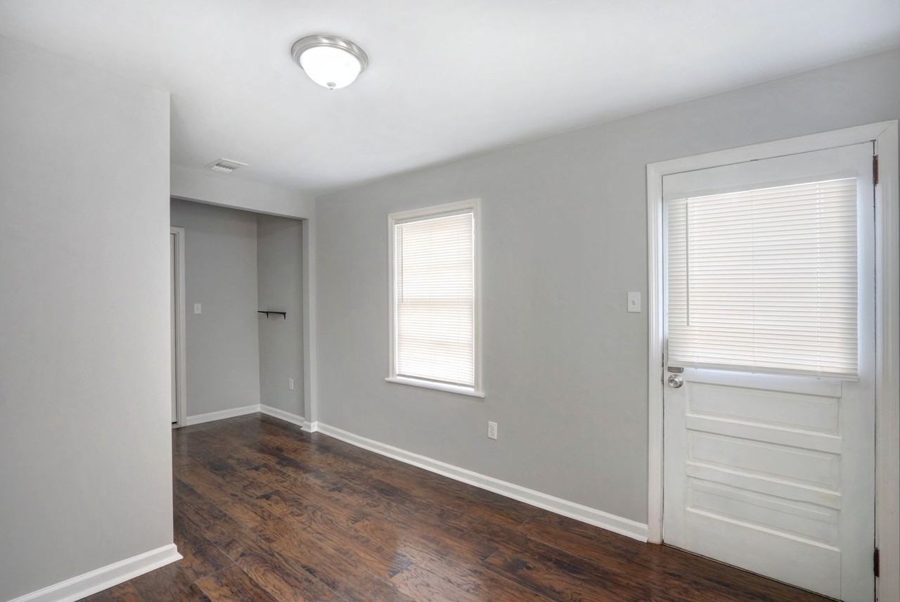 1943 New Mexico St - Photo 7 of 10