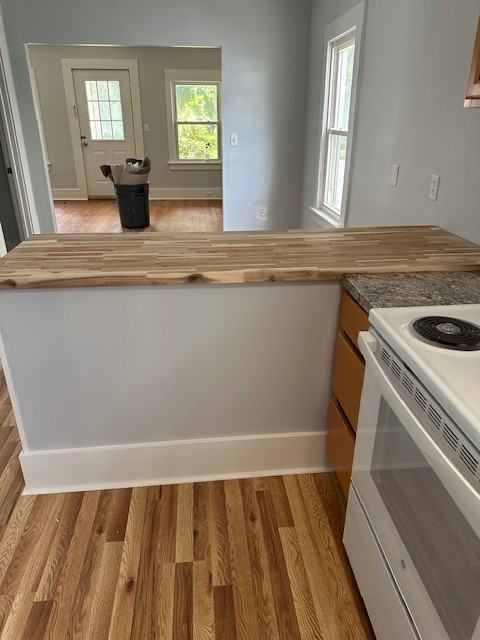 183 Wells St #NA - Photo 3 of 8