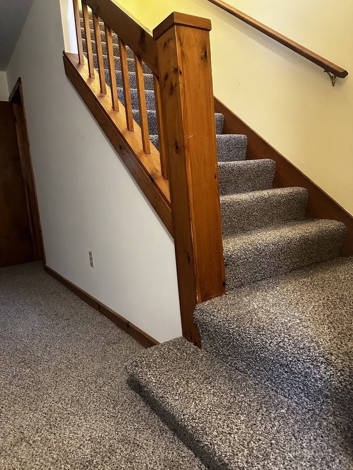 Edgewood Ln #17A - Photo 4 of 22