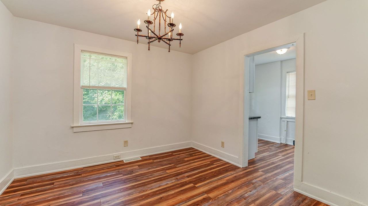 1 Riverside Dr #D - Photo 2 of 25