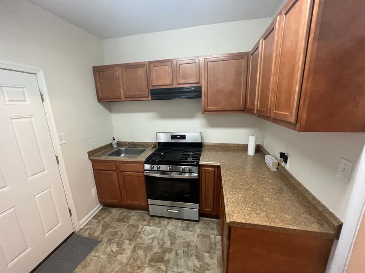 4417 Pimlico Rd - Photo 3 of 17