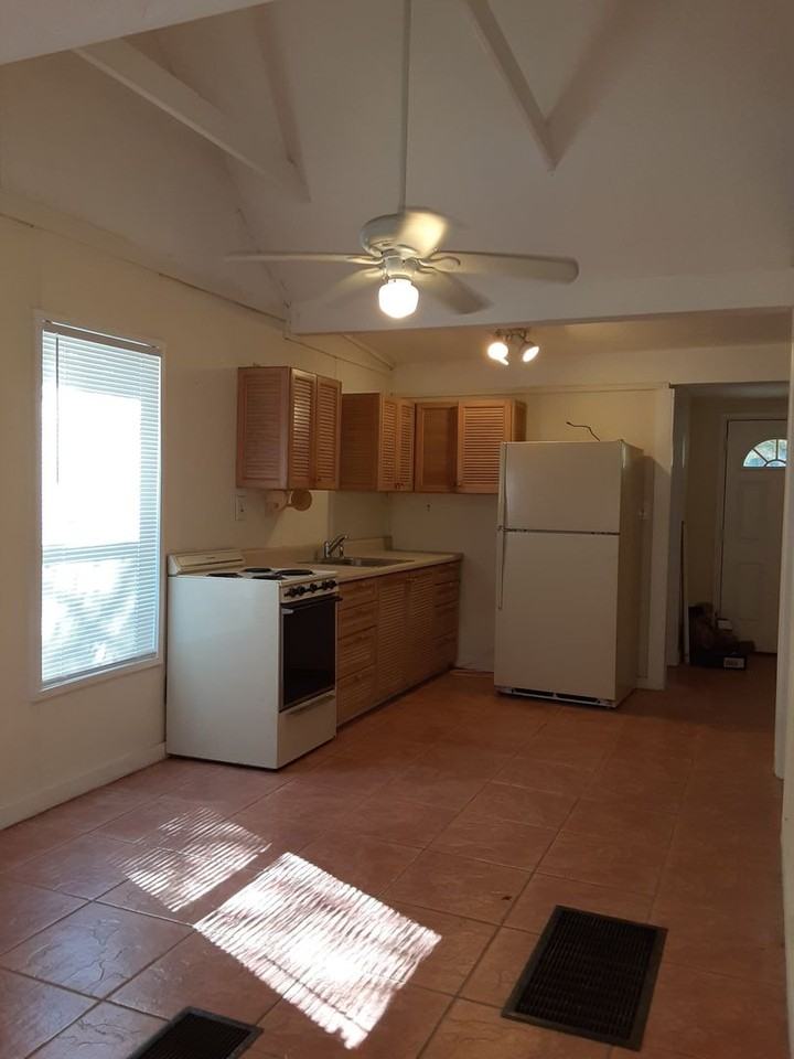 3029 West Pl #A - Photo 2 of 8