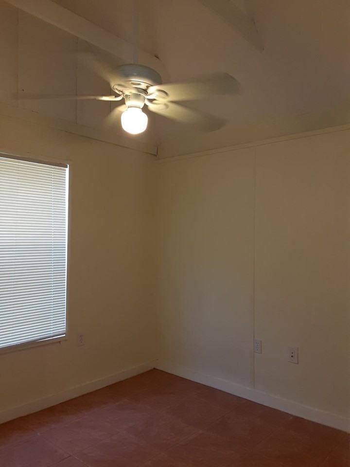 3029 West Pl #A - Photo 6 of 8