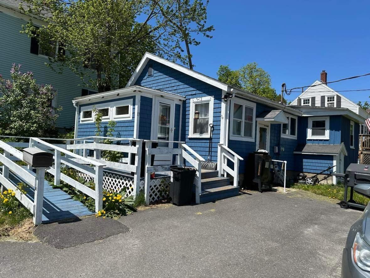 17 Hinckley St #NA - Photo 3 of 17