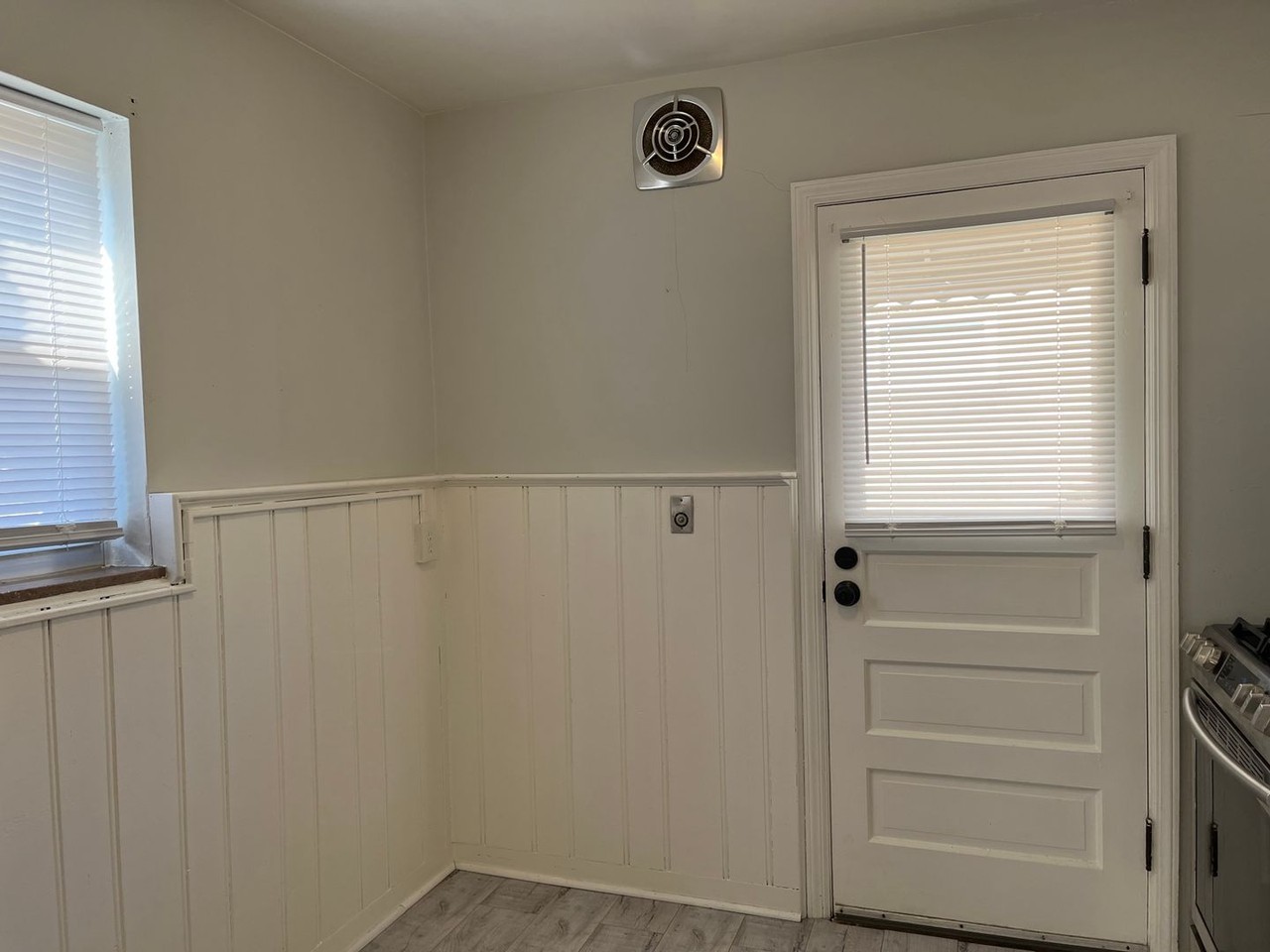1138 Cherevilla Ln - Photo 5 of 14