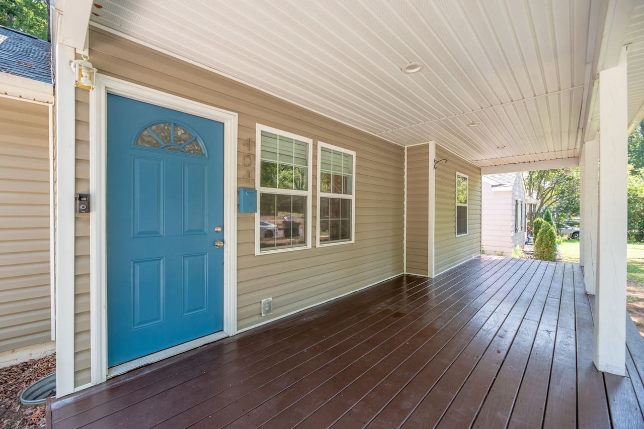 404 Keswick Ave - Photo 3 of 44