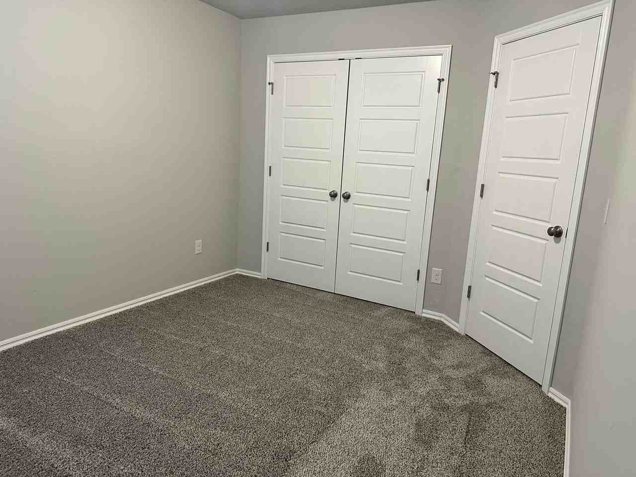230 Sw 34th St #811 - Photo 6 of 10