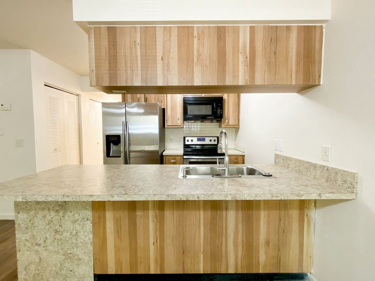 1923 Nw 23rd Blvd - Photo 4 of 15