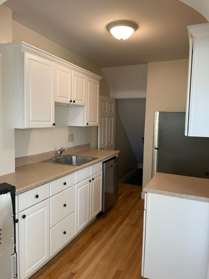 610 S. 55th St. - Photo 2 of 13