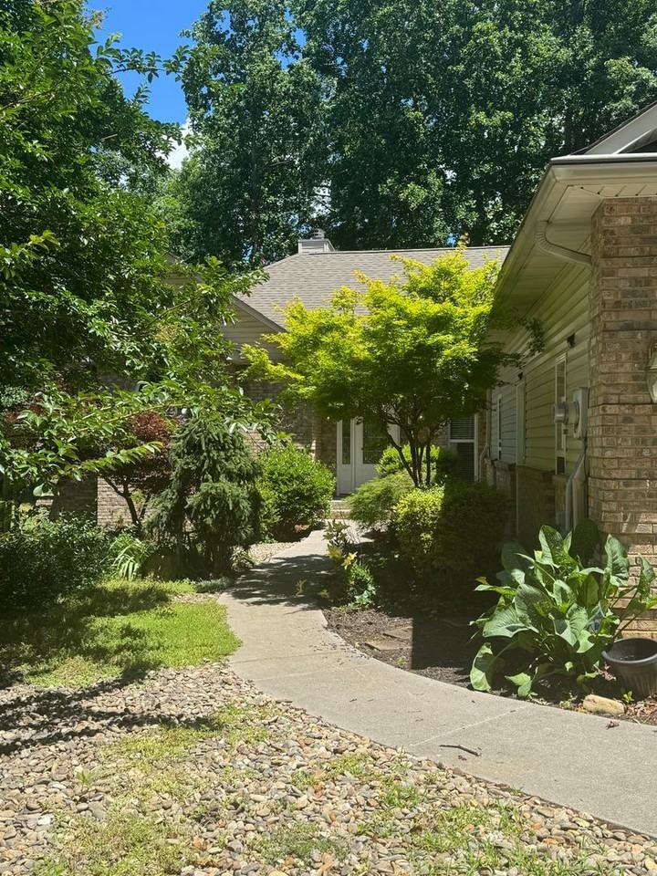 123 Inata Cir - Photo 2 of 8