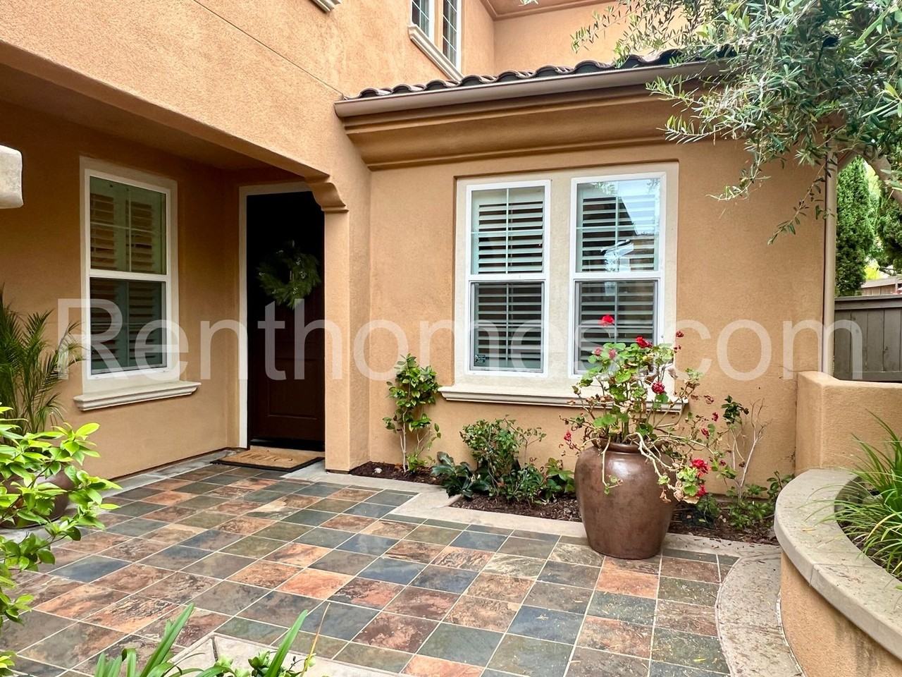 15864 Kristen Gln - Photo 2 of 42