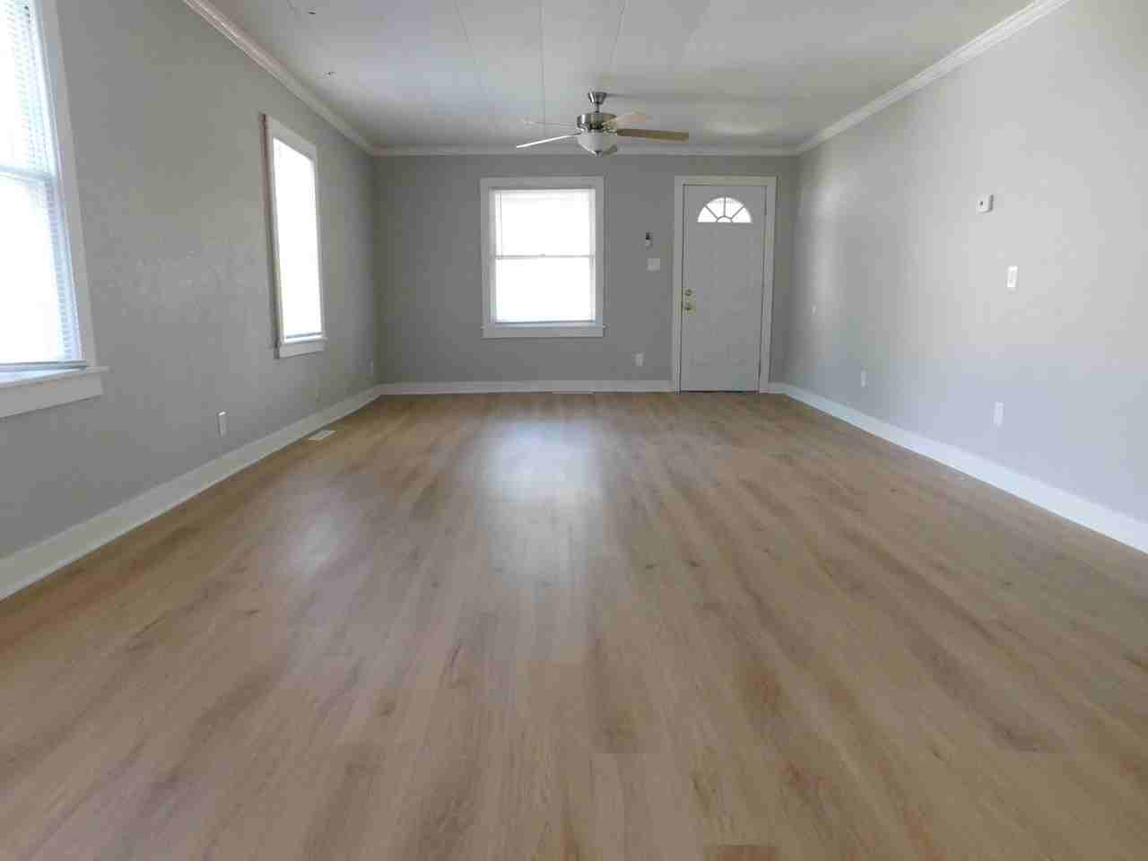 1017 W 3rd Ave - Photo 3 of 16