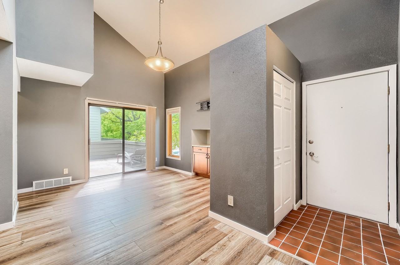 3795 Birchwood Dr - Photo 7 of 35