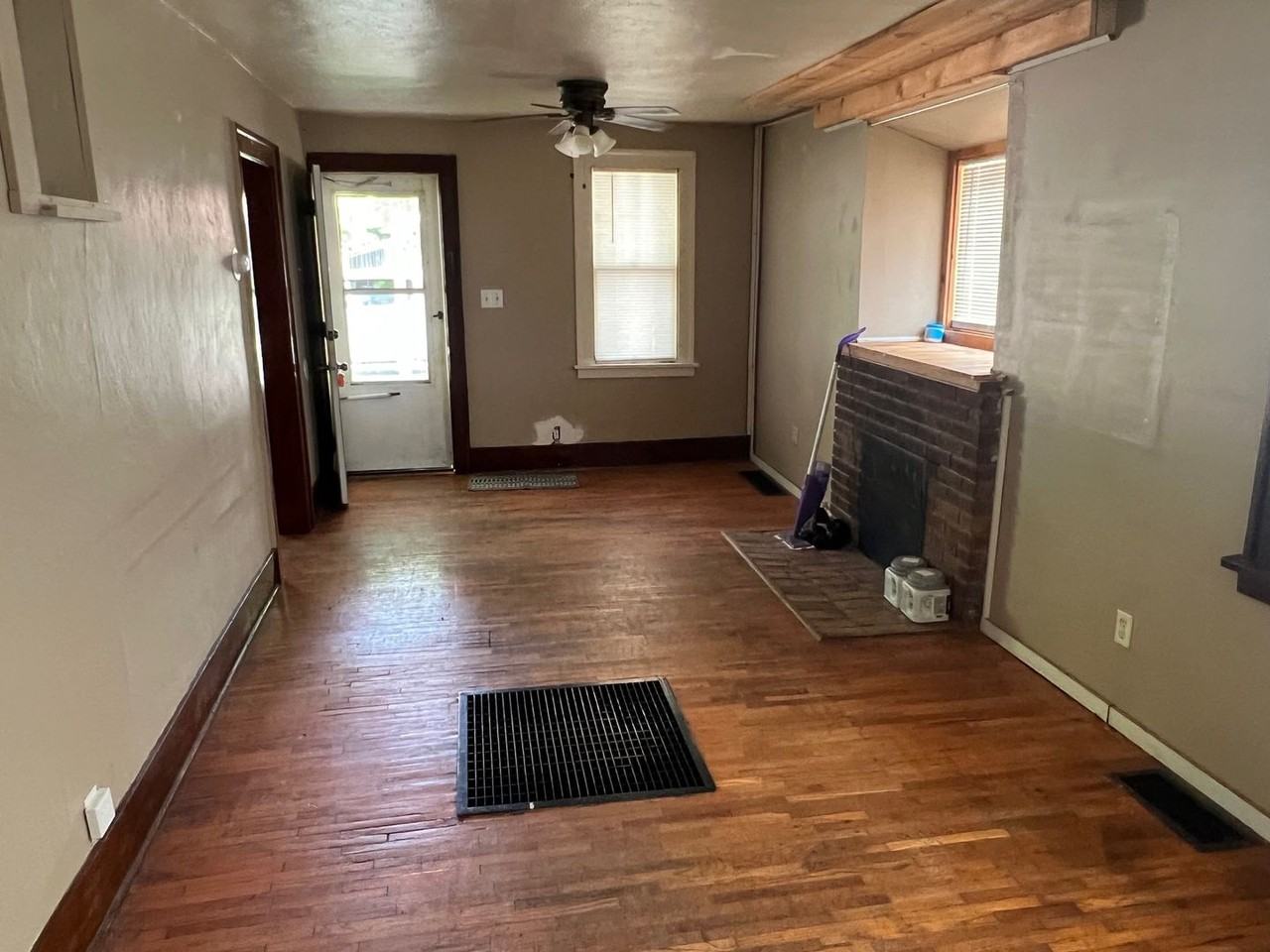 511 N Garfield Ave - Photo 6 of 17