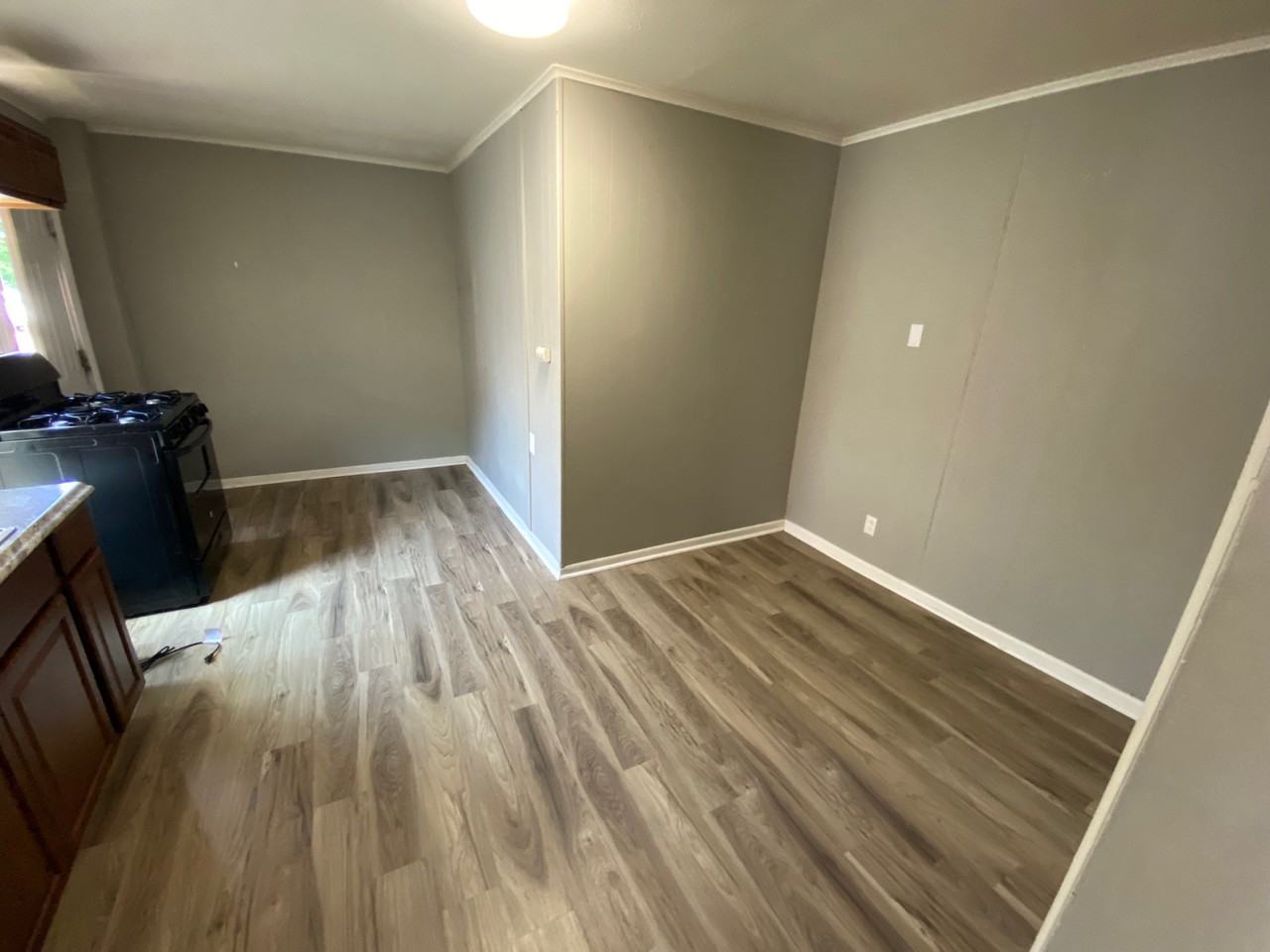 1706 S Broadway St #G - Photo 3 of 6