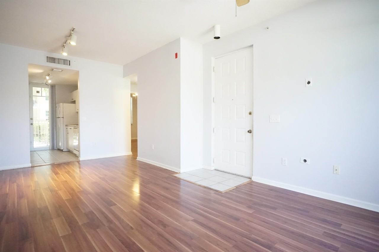 4784 S Central Blvd #1 - Photo 4 of 22
