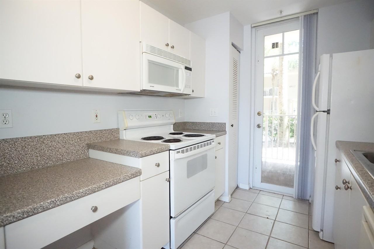 4784 S Central Blvd #1 - Photo 6 of 22