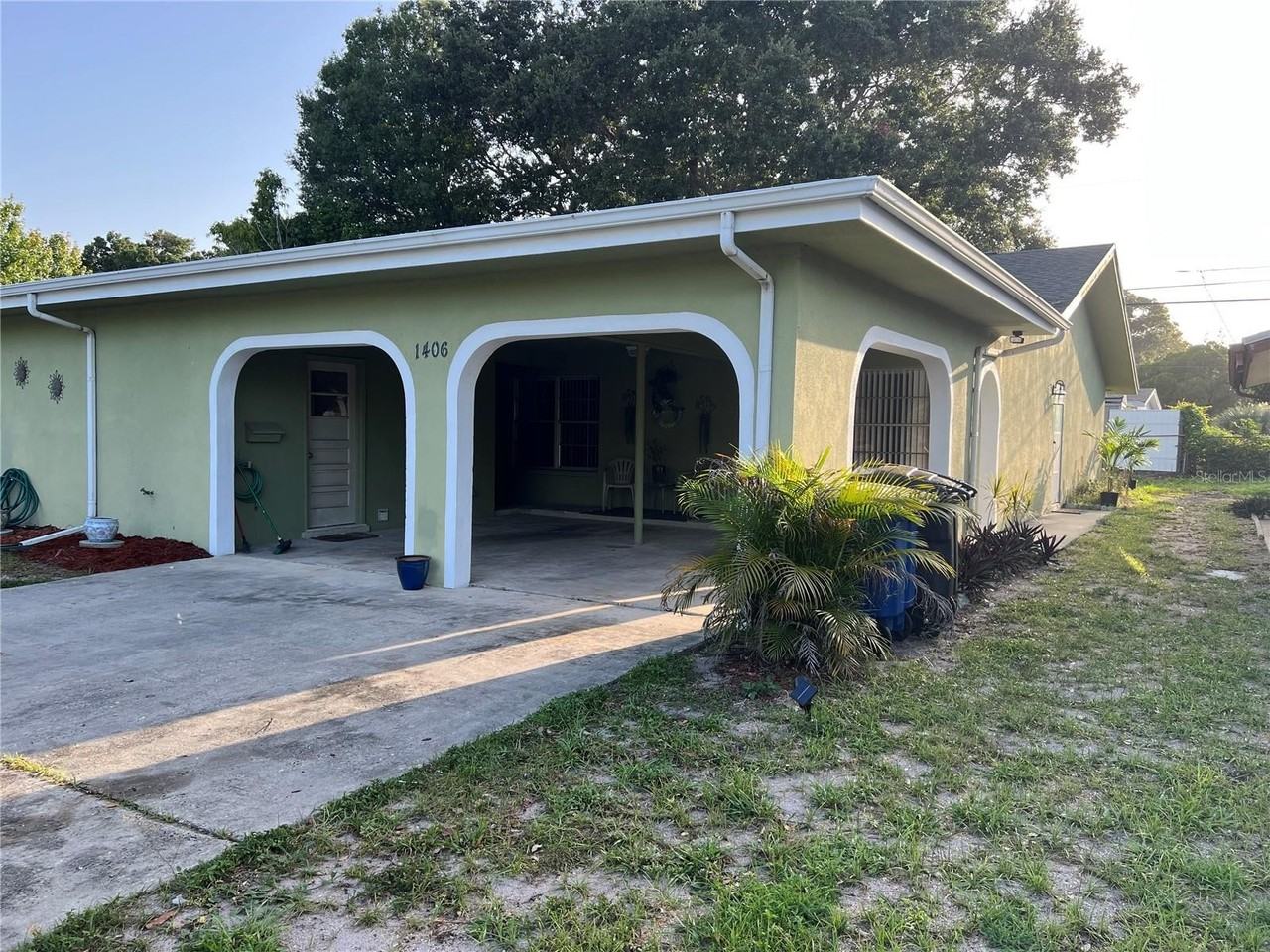 1406 N Saturn Ave - Photo 2 of 27