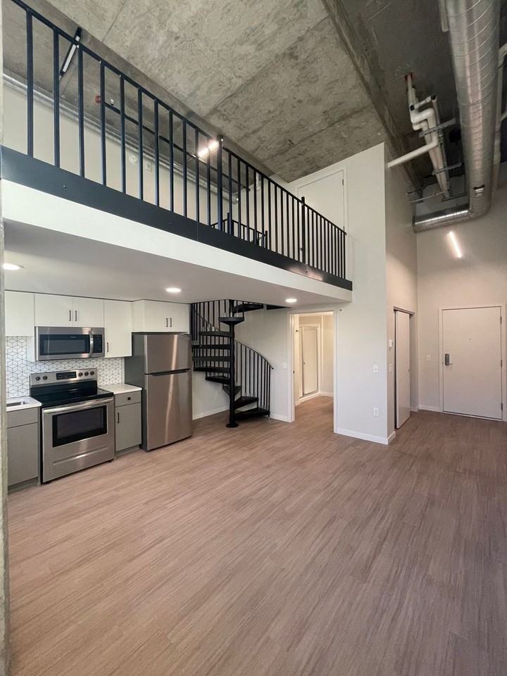 Nico Apartments - Photo 7 of 33