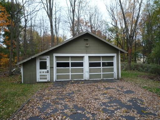 3523 Champlain Ave - Photo 2 of 2