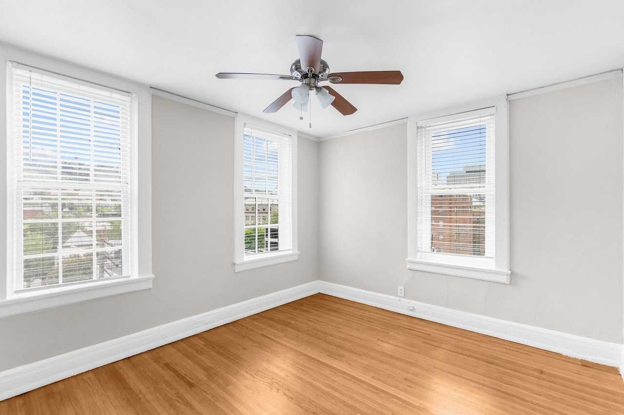 Charleston Court - Photo 7 of 17