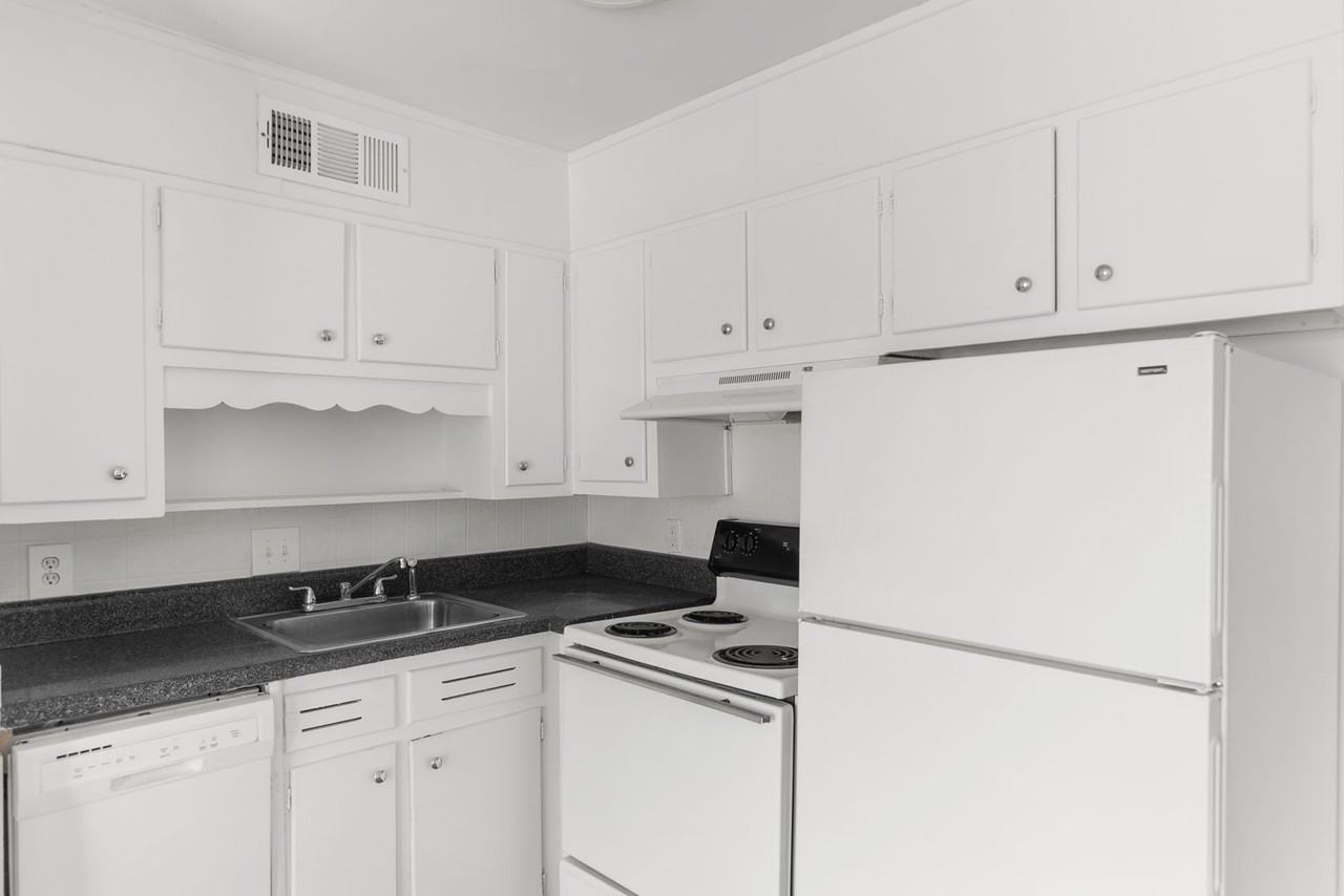 Cliff Place - Photo 7 of 20