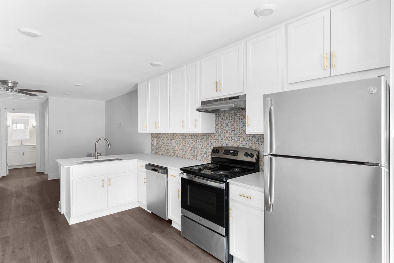 Clairview Apartments - Photo 6 of 15