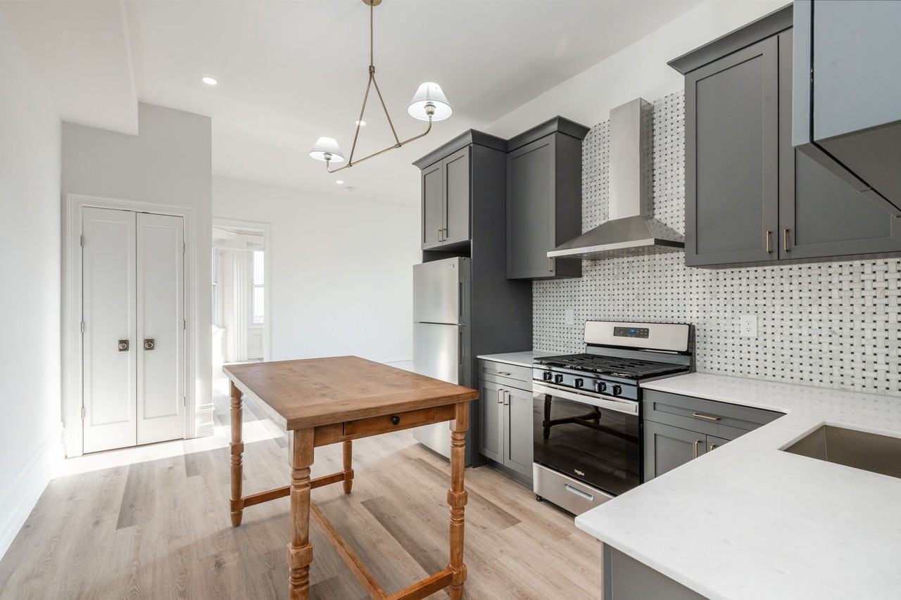 The Fairmount - Photo 4 of 50