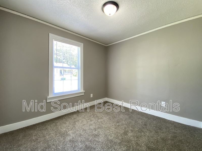 4909 W 31st St - Photo 5 of 6