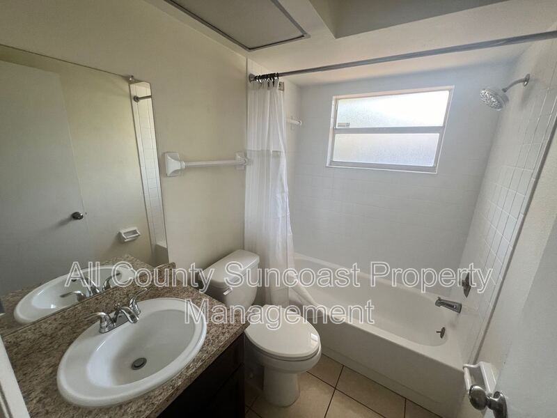 994 16th Way - Photo 3 of 13
