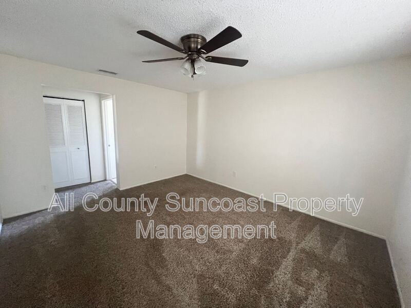 994 16th Way - Photo 5 of 13