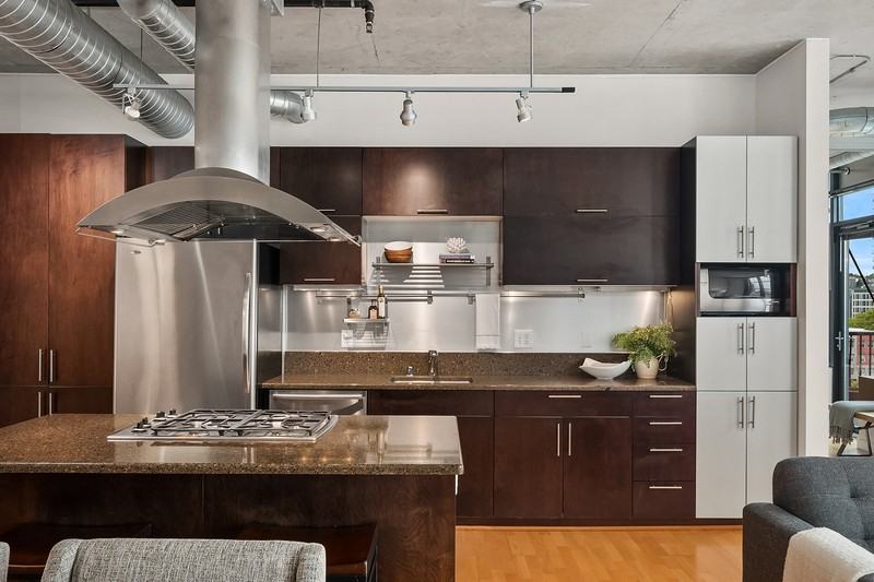 2720 3rd Ave #909 - Photo 7 of 24