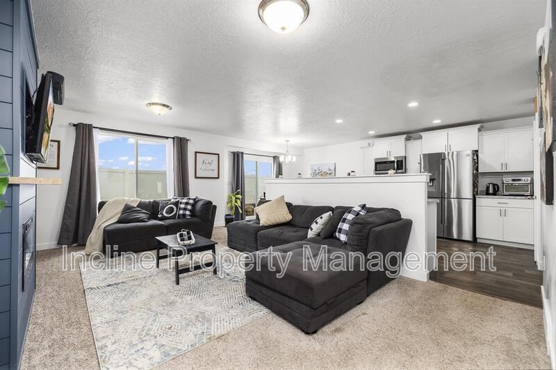 318 E Wren Hill Ln - Photo 4 of 21