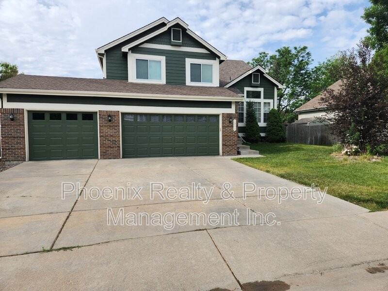 1264 Mcintosh Ave - Photo 2 of 18