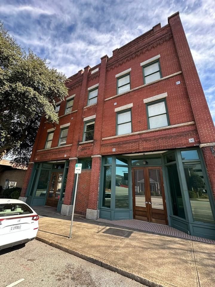 Magnolia Lofts - Photo 7 of 20