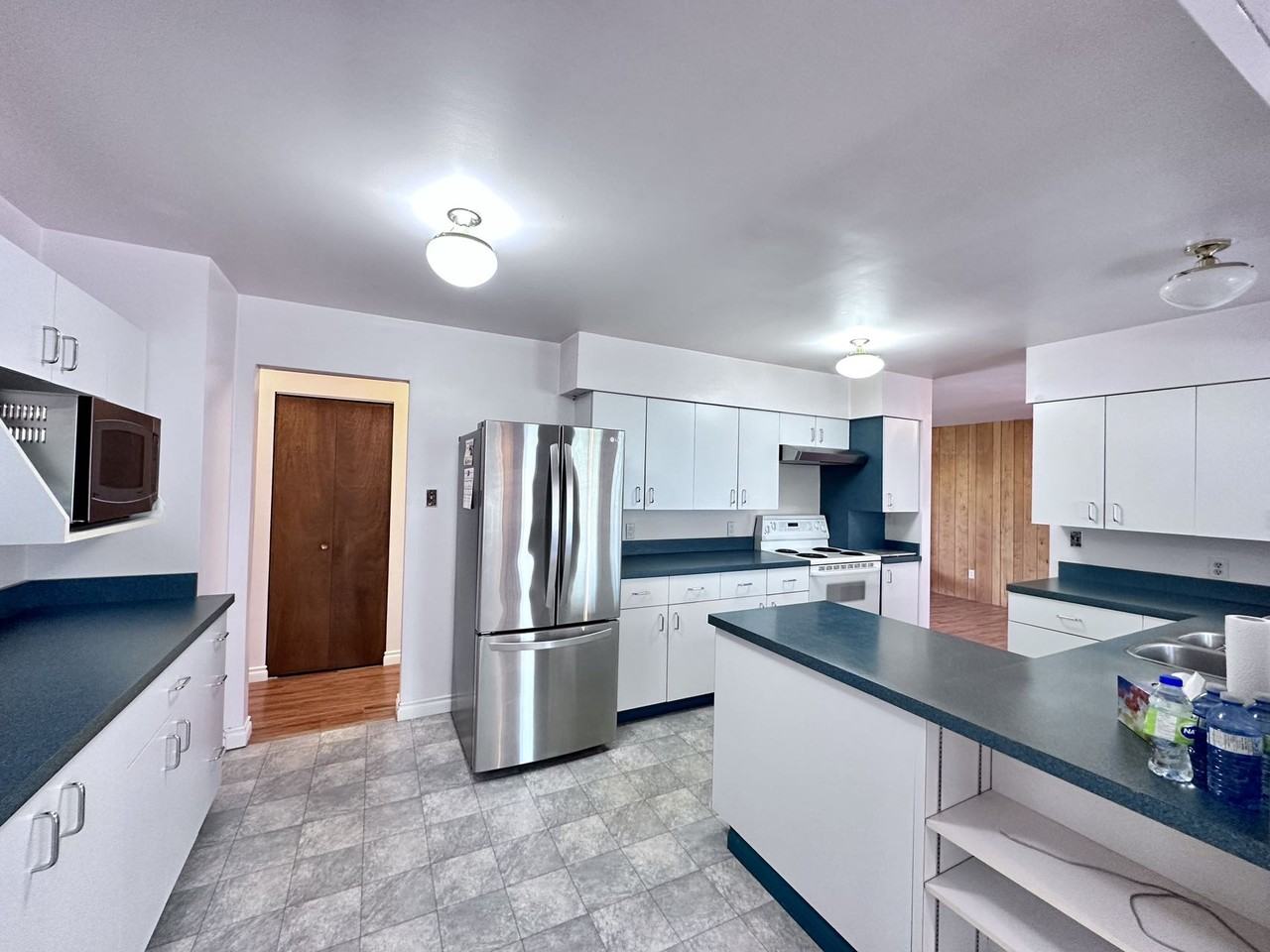 6420 Maple Road - Photo 2 of 24