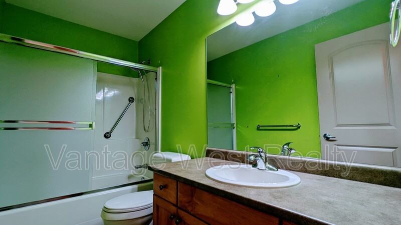 2585 Copper Ridge Dr - Photo 3 of 19